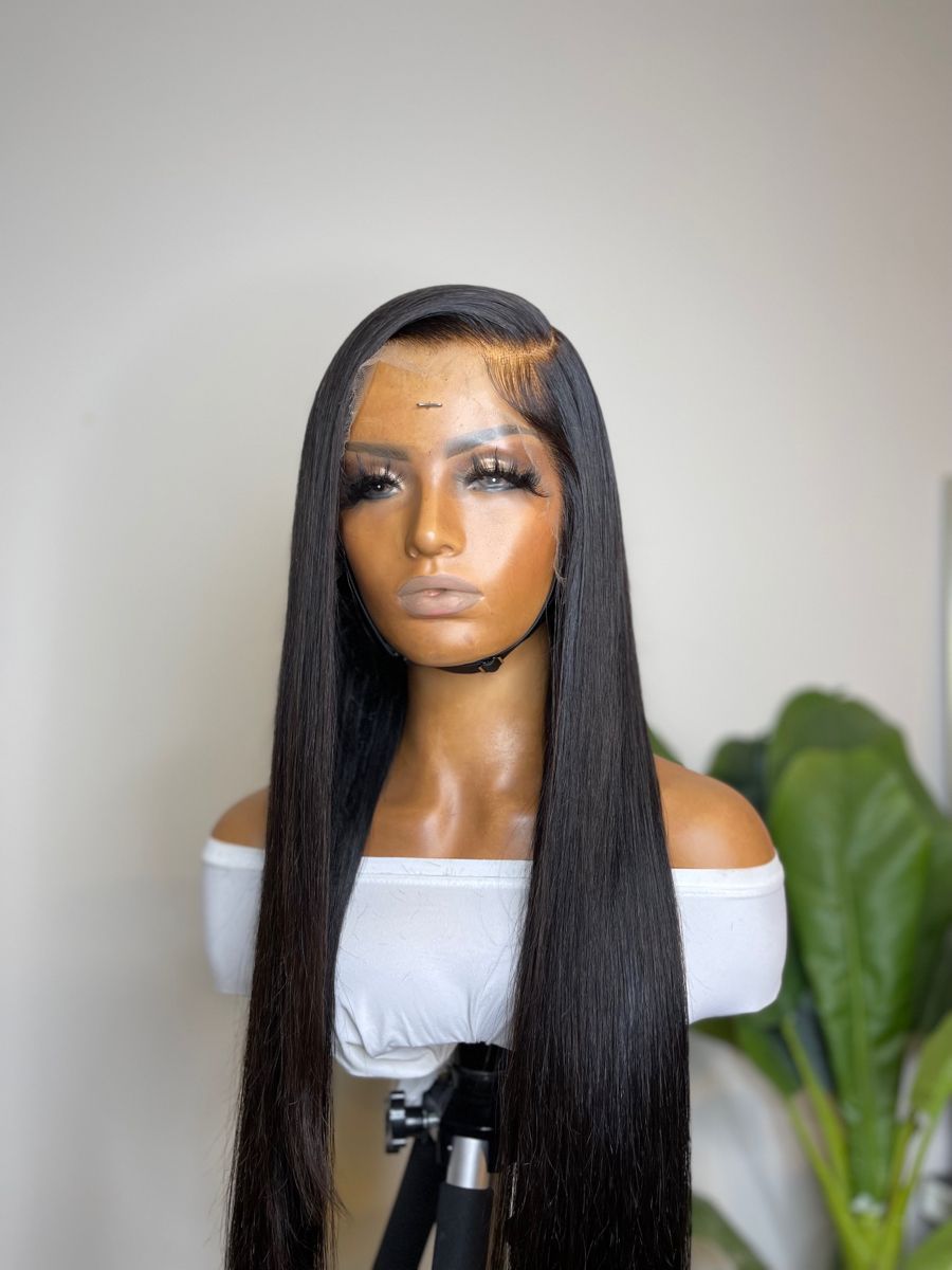 SILKY STRAIGHT LACE WIG